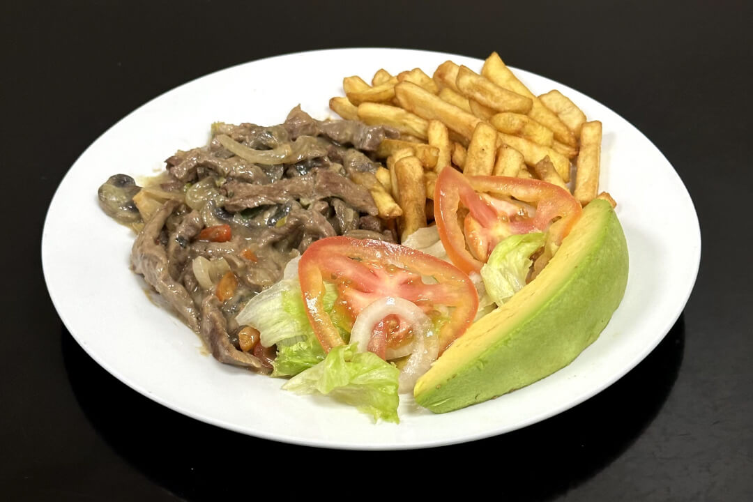 Carne strogonof 